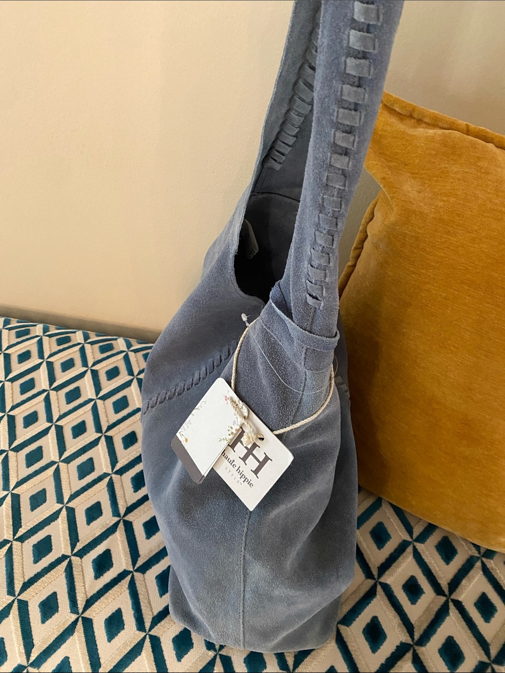 NWT! Haute Hippie Genuine Powder Blue Suede Slouchy Hobo W/ Detachable Small Bag - Picture 6 of 10